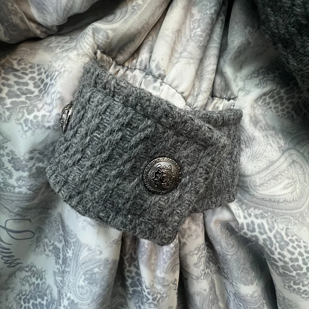 Guess Gray Wool Blend Cape Coat Poncho Batwing Sleeve Button Front Hidden Zipper